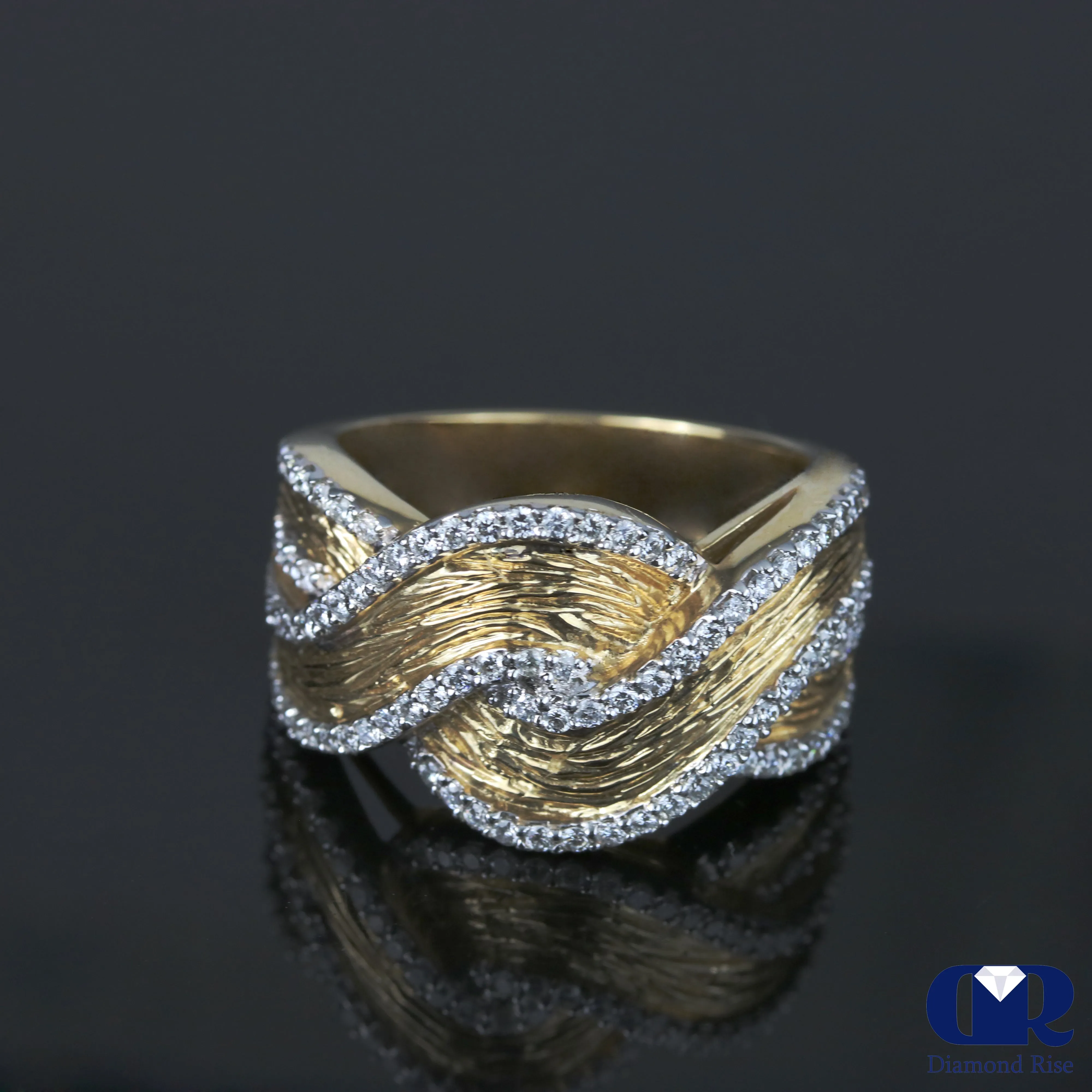 Diamond Hammer Wave Shaped Wedding Ring In 14K Gold