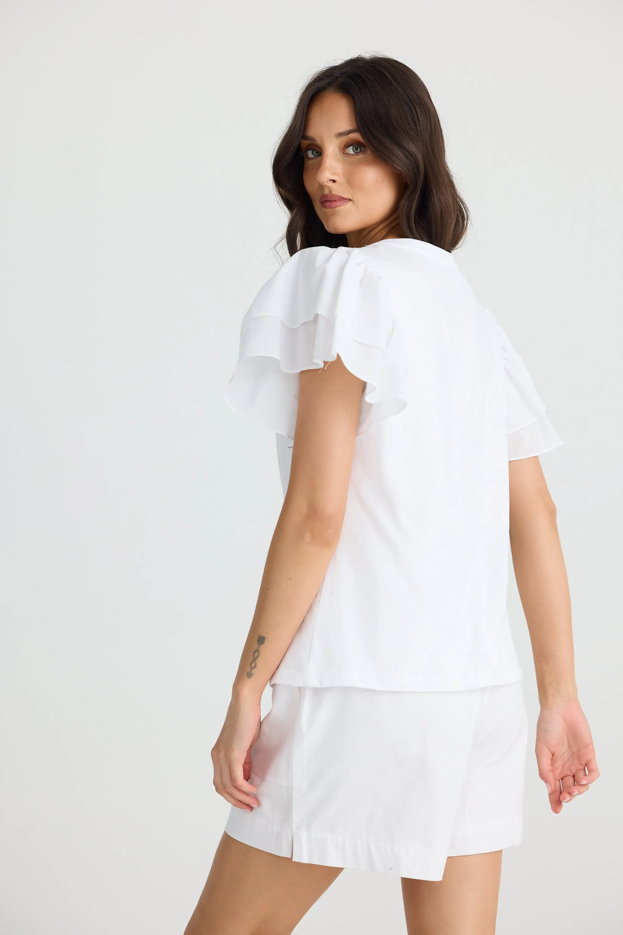 Gigi Vneck Tee - White