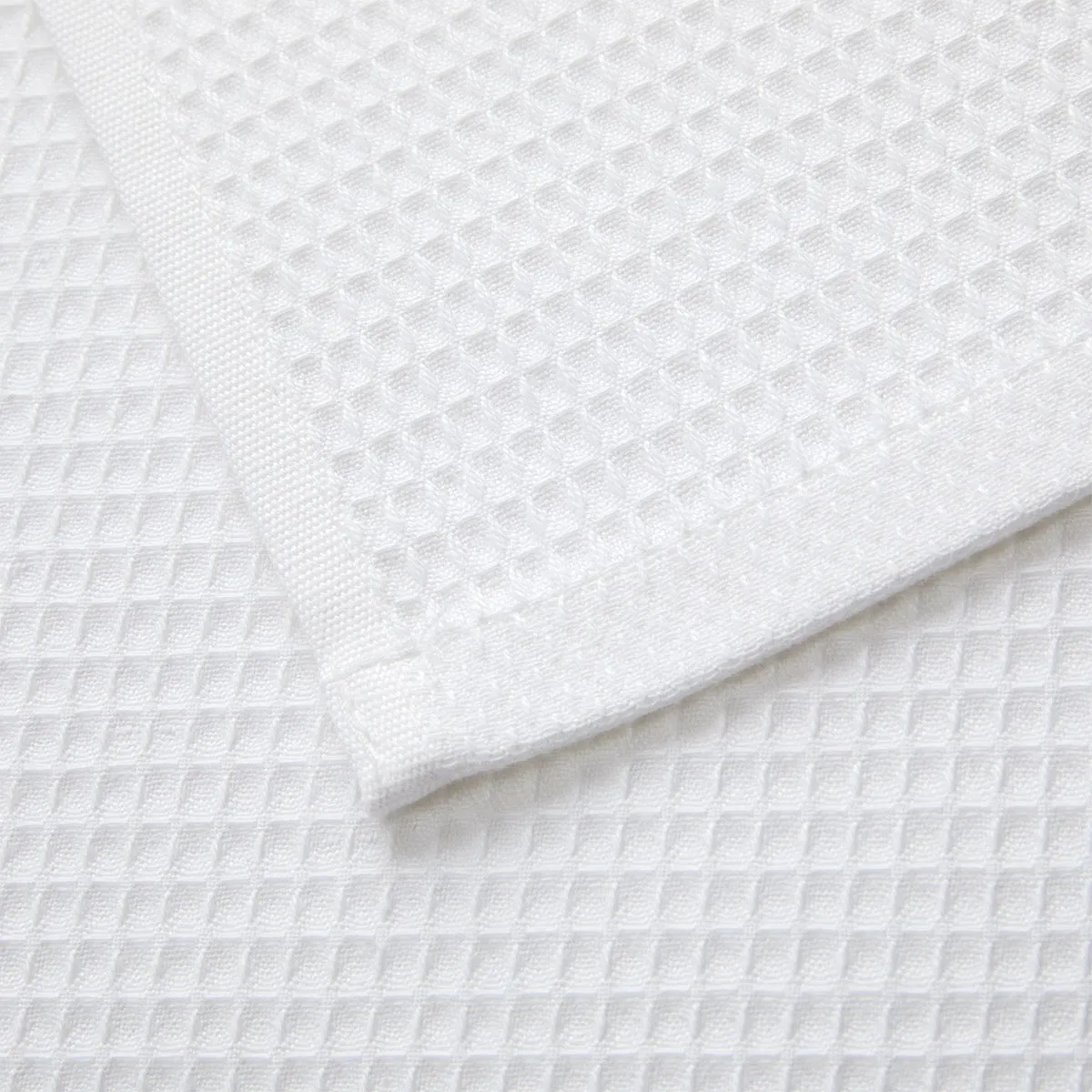 Panorama Embroidered Waffle Fingertip Towels by Yves Delorme