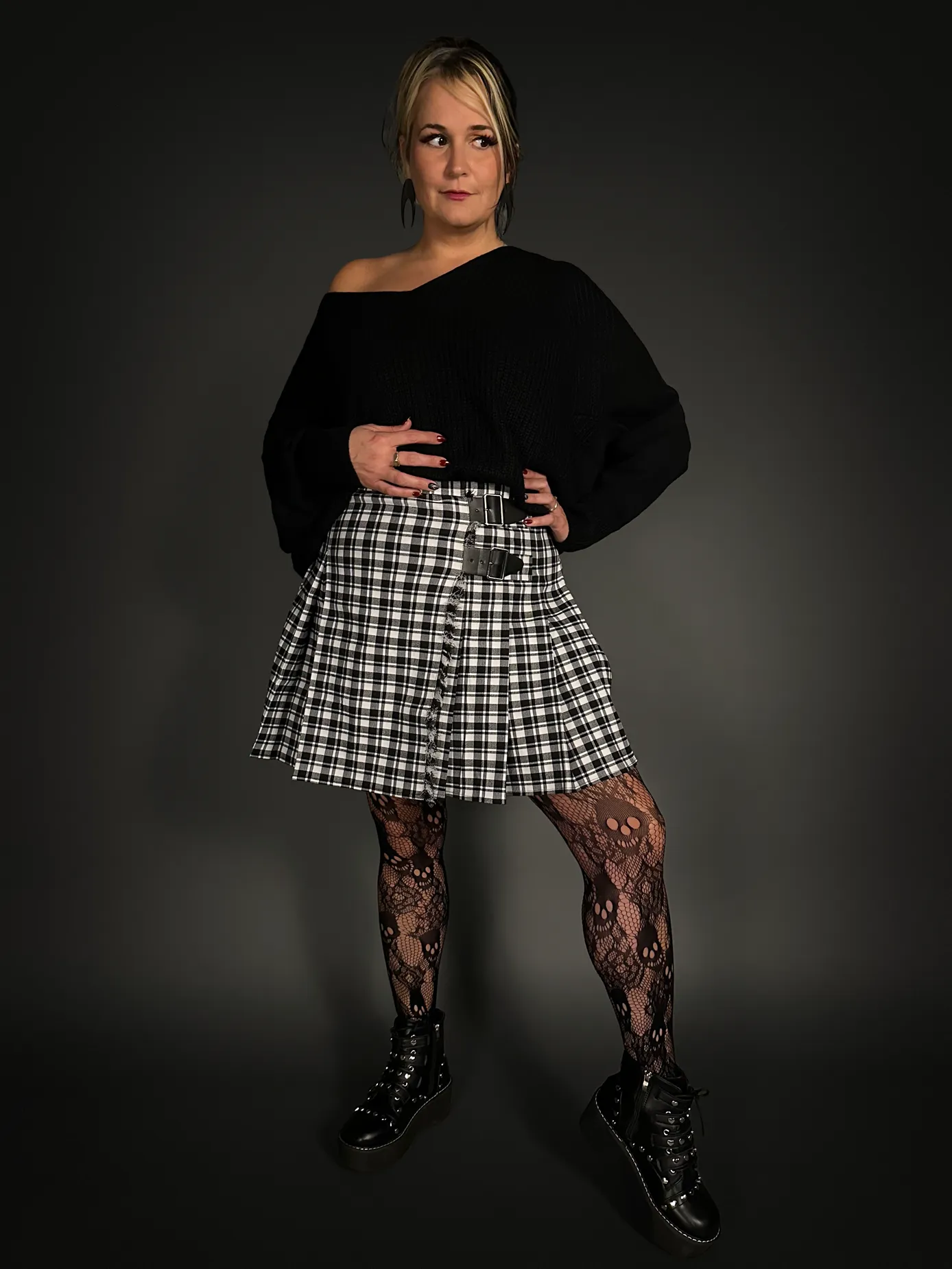 Plaid Mini Skirt with Black Front Straps High Waist Pleated in Black & White