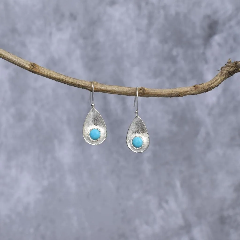 Subtle Elegance - Turquoise Earrings