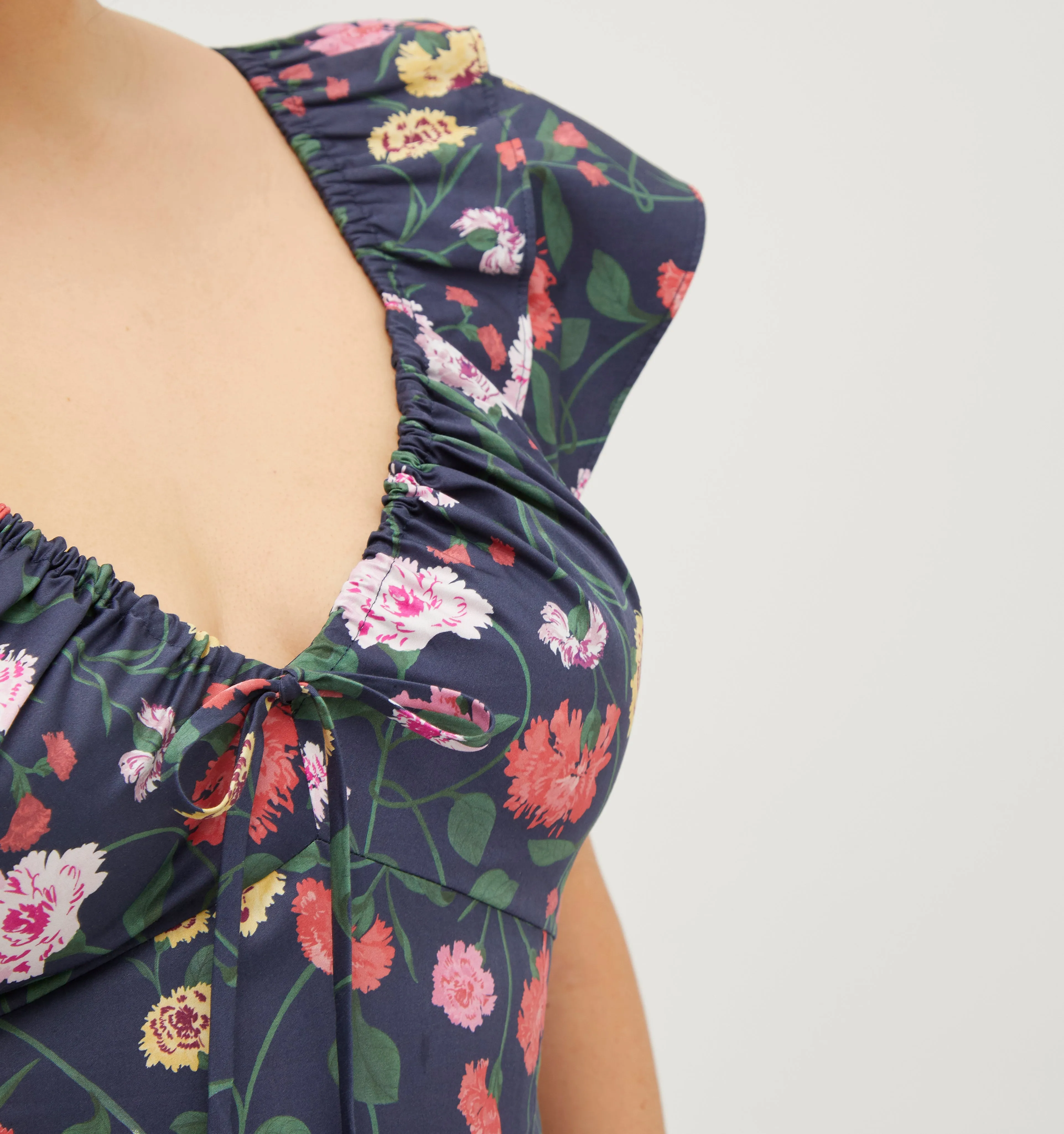 The Zuri Top - Navy Peony Bouquet Cotton Sateen